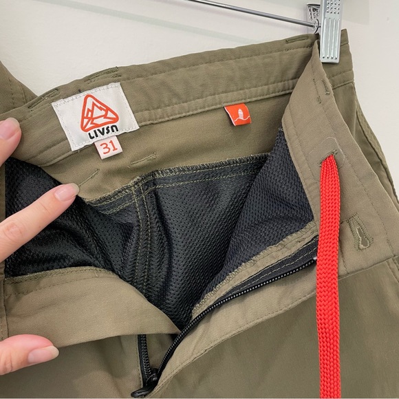 Livsn Ecotrek Trail Shorts - Picture 3 of 3